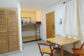 Suíte com copa Casa 364 Carvalho em Santos